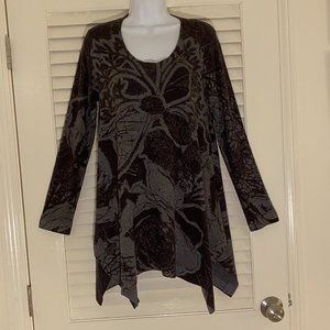 Soft Surroundings black & grey tunic, size Small